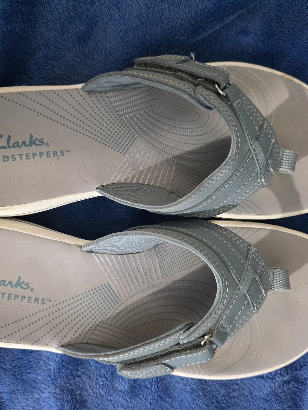 Clarks Women's Light Blue Cushioned Strap Sandals
